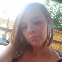 Autumn Thomas Photo 9