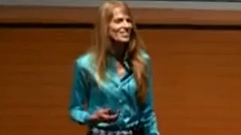 Rebecca Hamilton Photo 38