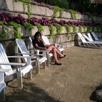 Laura Hardiman Photo 1