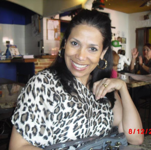 Gladys Diaz Photo 9