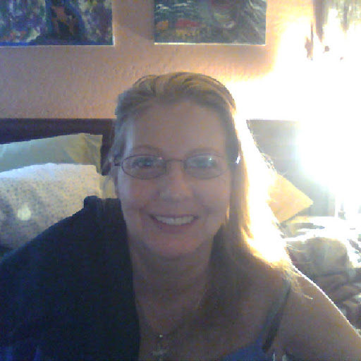 Laura Dickey Photo 8