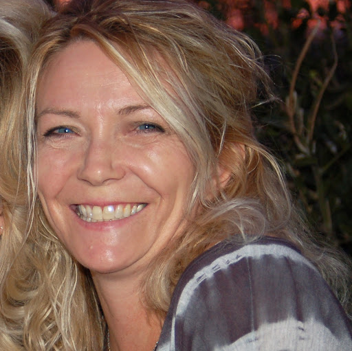 Kathryn Lucas Photo 12