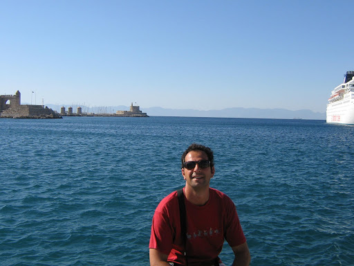 Felix Orellana Photo 11