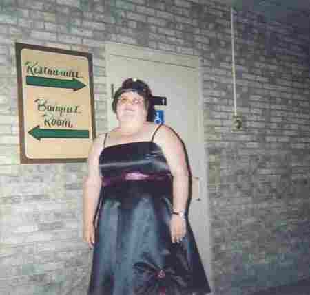 Veronica Marks Photo 7