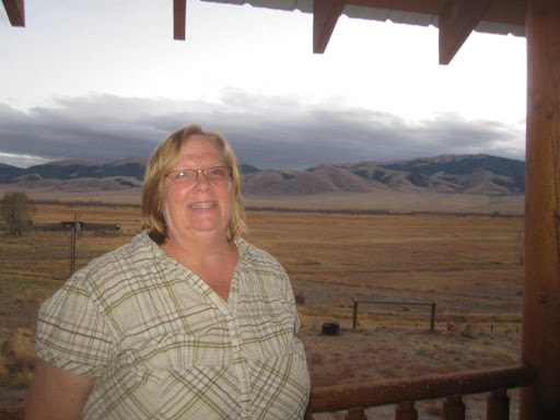 Bonnie Hale Photo 12