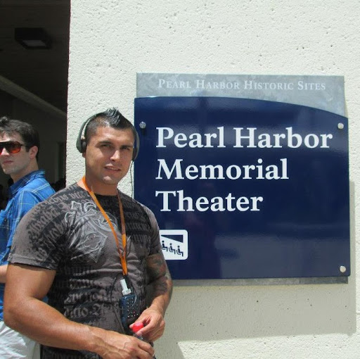Christopher Tellez Photo 12