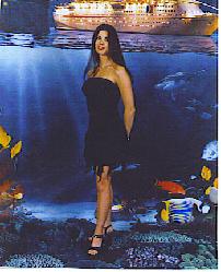 Angela Lewis Photo 24