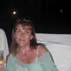 Lorraine Delaney Photo 11
