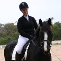 Ali Bennett Photo 6