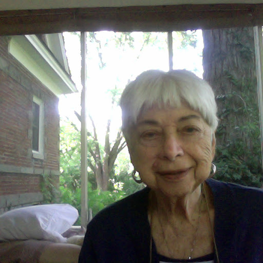 Evelyn Reece Photo 5