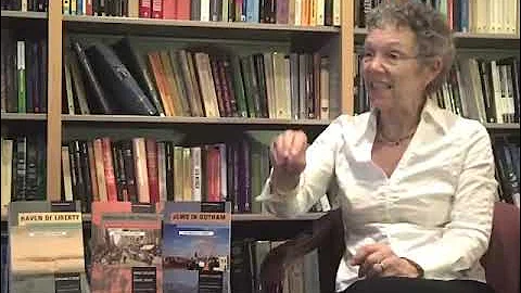 Deborah Dash Photo 17