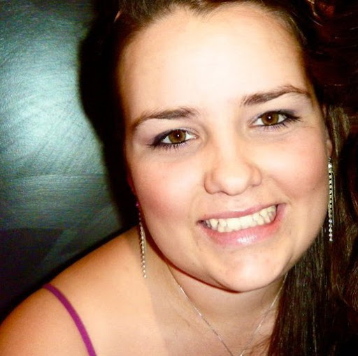 Rebecca Beale Photo 12