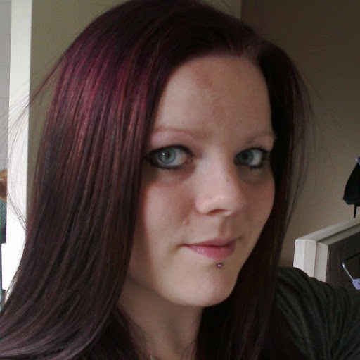 Alicia May Photo 9
