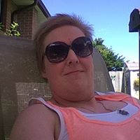 Louise Hackett Photo 5