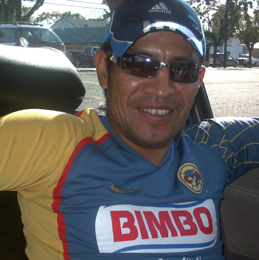 Elias Lopez Photo 9