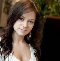 Valerie Maynard Photo 9