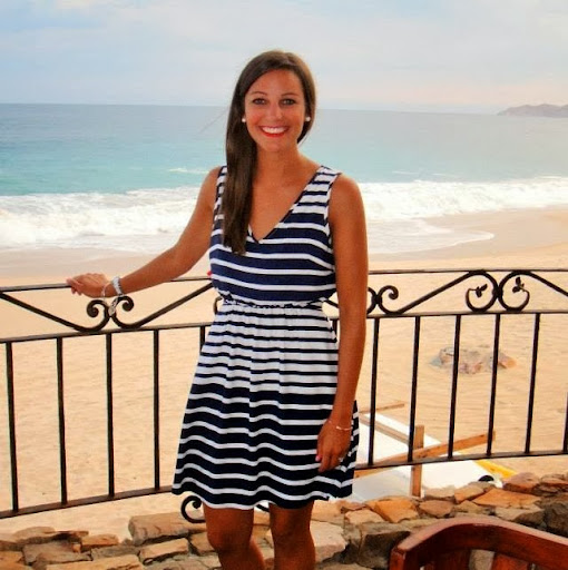 Lauren Houghton Photo 10