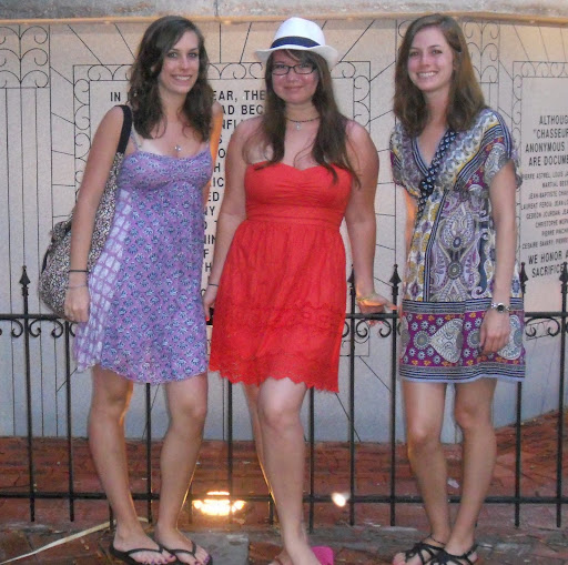 Laura Magee Photo 11