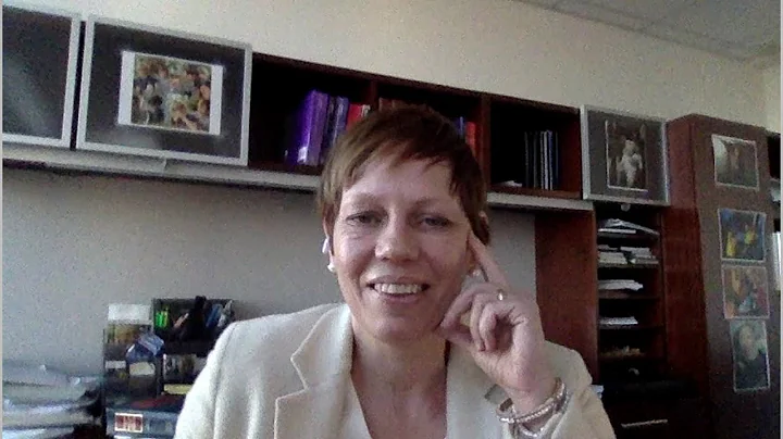 Anne Champion Photo 19