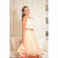 Anita Roth Photo 5