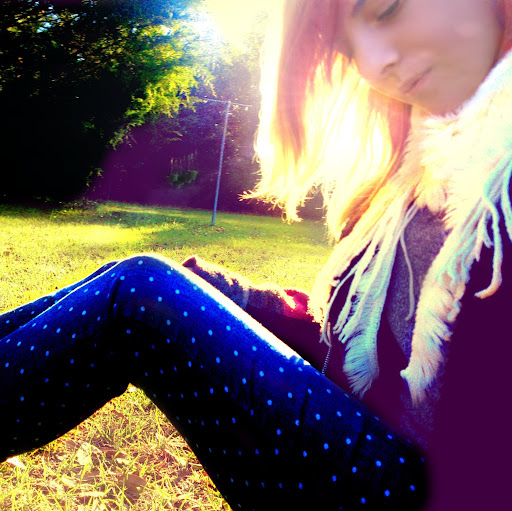 Erin Luke Photo 14