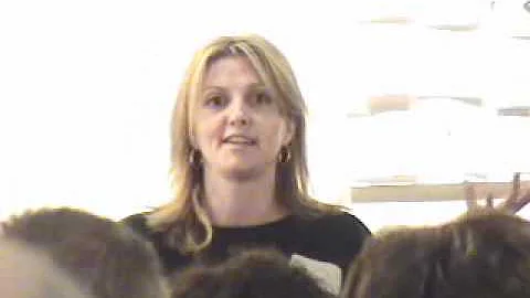 Melanie Buchanan Photo 30