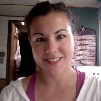 Sarah Tomlin Photo 12