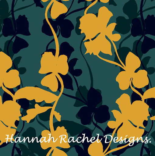 Hannah Lloyd Photo 9