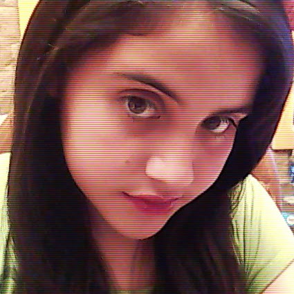 Elisa Gonzales Photo 13