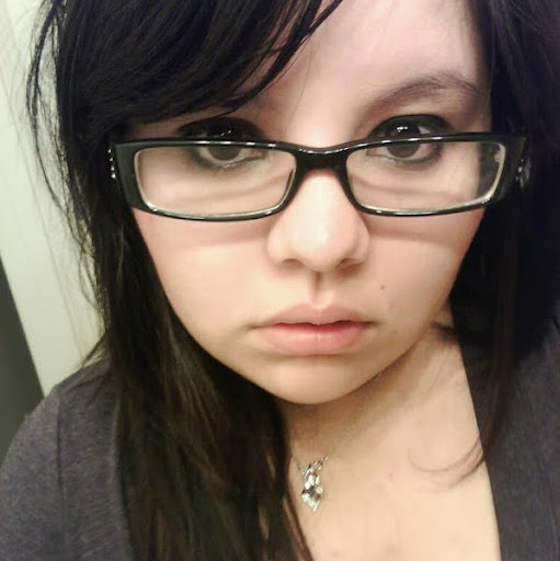Samantha Salinas Photo 15