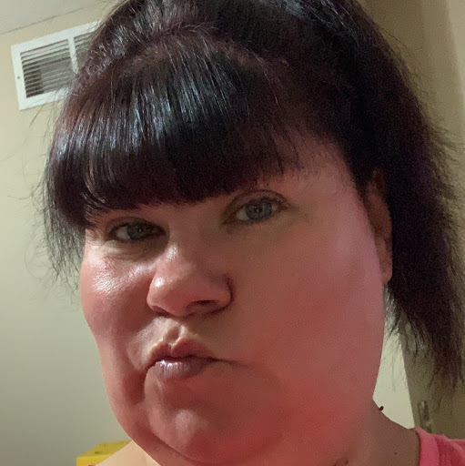 Lisa Kaiser Photo 16