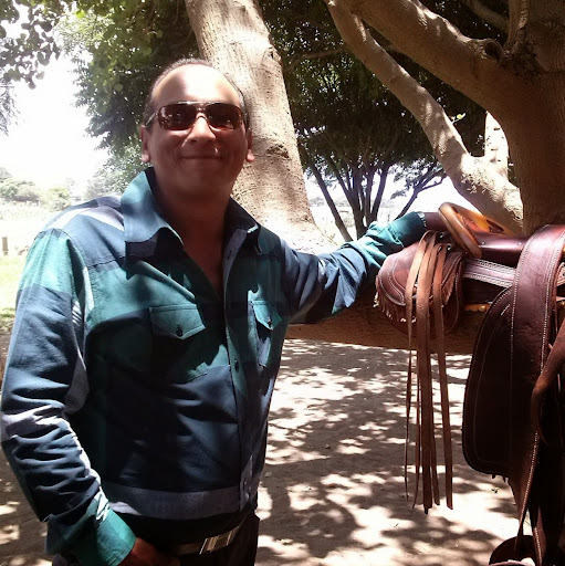 Juan Enriquez Photo 13