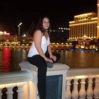 Mae Holliday Photo 2