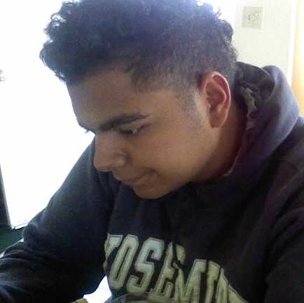 Omar Rosales Photo 11