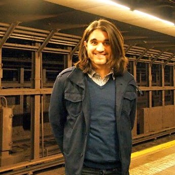 Derek Betts Photo 9