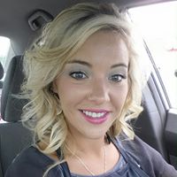 Kelly Lundy Photo 5