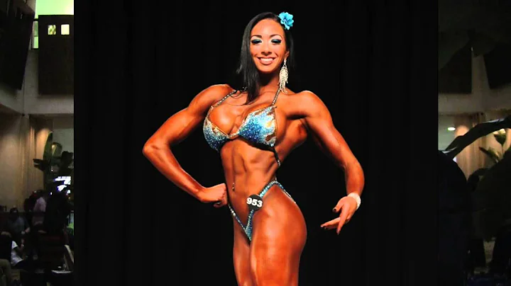 Yesenia Perez Photo 36