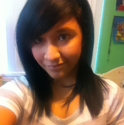 Erika Barron Photo 9