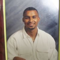 Ronnie Mills Photo 4
