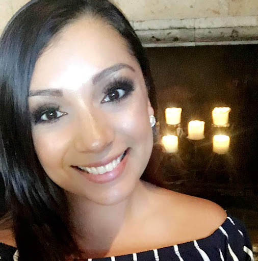 Amber Contreras Photo 9