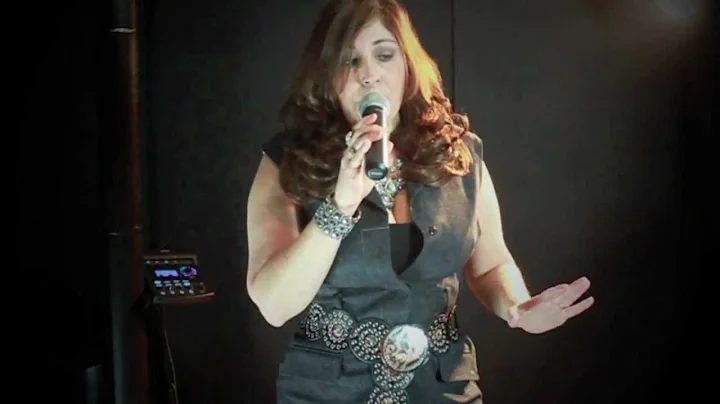 Angelina Guillen Photo 24
