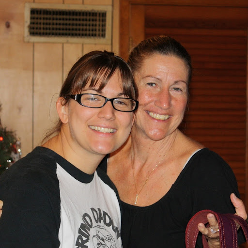 Paula Hawkins Photo 12