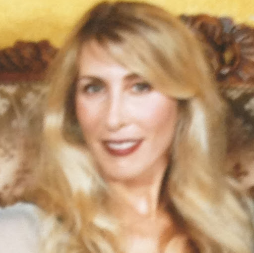 Lisa Monroe Photo 16