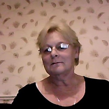 Theresa Everett Photo 9