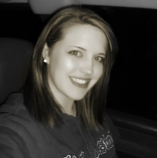 Elyse Bennett Photo 11