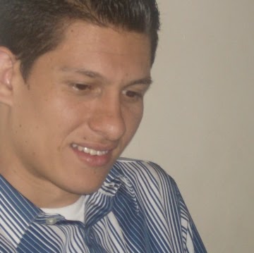 Omar Uribe Photo 13