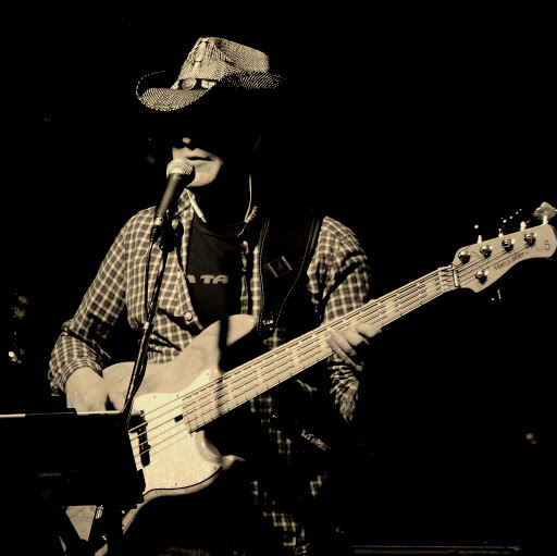Thomas Eder Photo 13