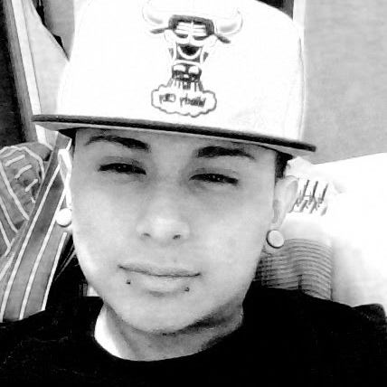 Jose Guardado Photo 15