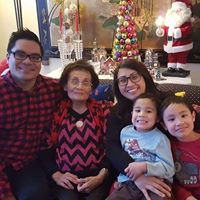 Erin Rosales Photo 5