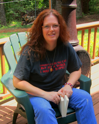 Suzanne Garrett Photo 13